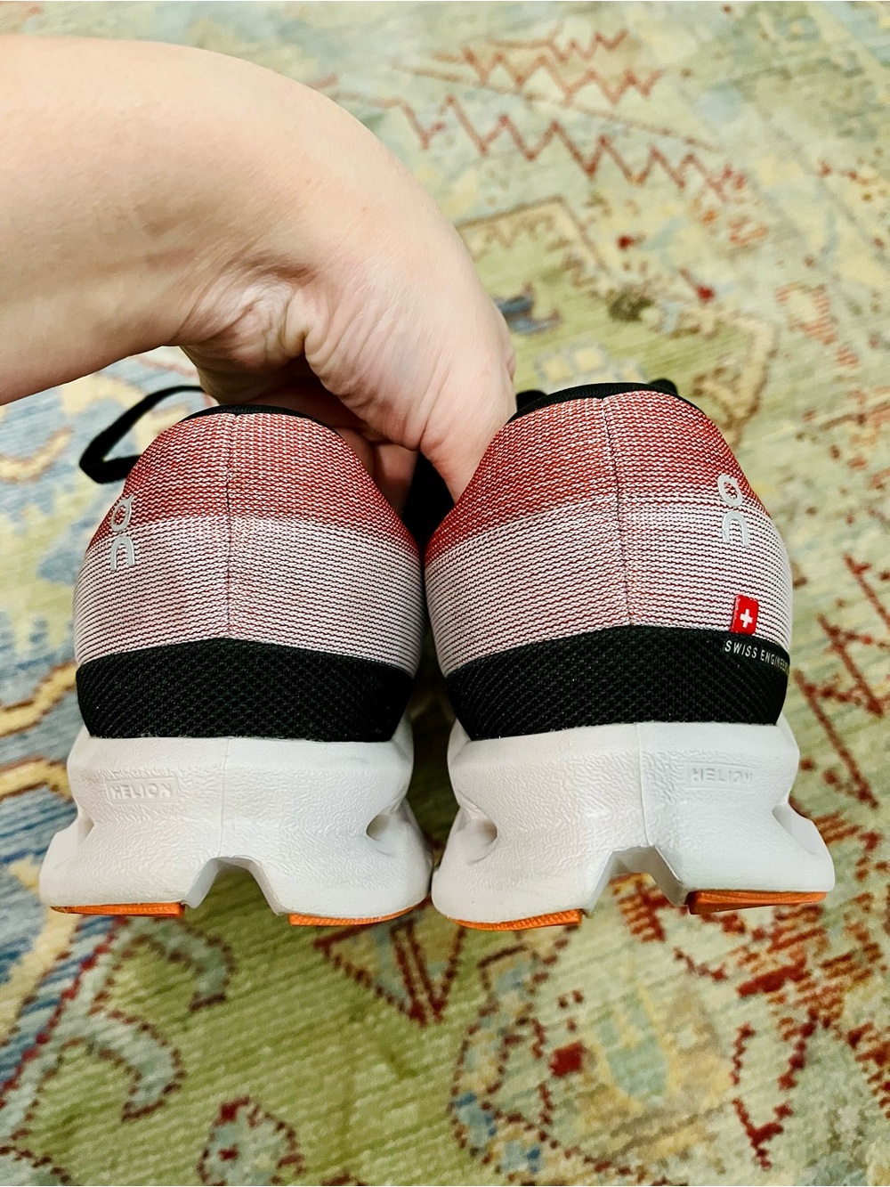 On Running Women’s Cloudsurfers Running Shoes - Picture 8 of 12